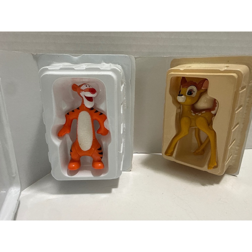 Disney Masterpiece Collection Miniature Tigger Bambi VHS Case Figures Lot of 2 - Picture 2 of 2